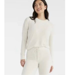 Knix Cozzzy Crew Neck Fuzzy Long Sleeve Top